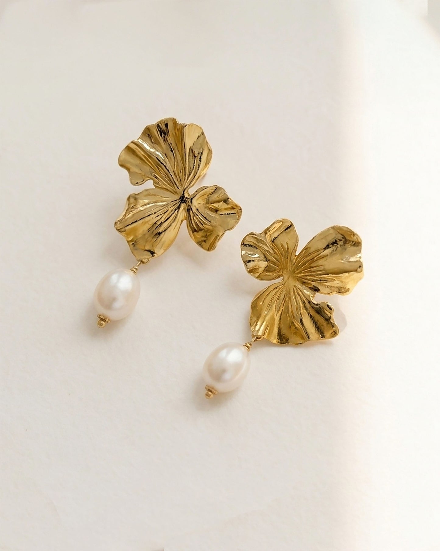 Elise Tsikis Paris Boucles d'oreilles Lamia