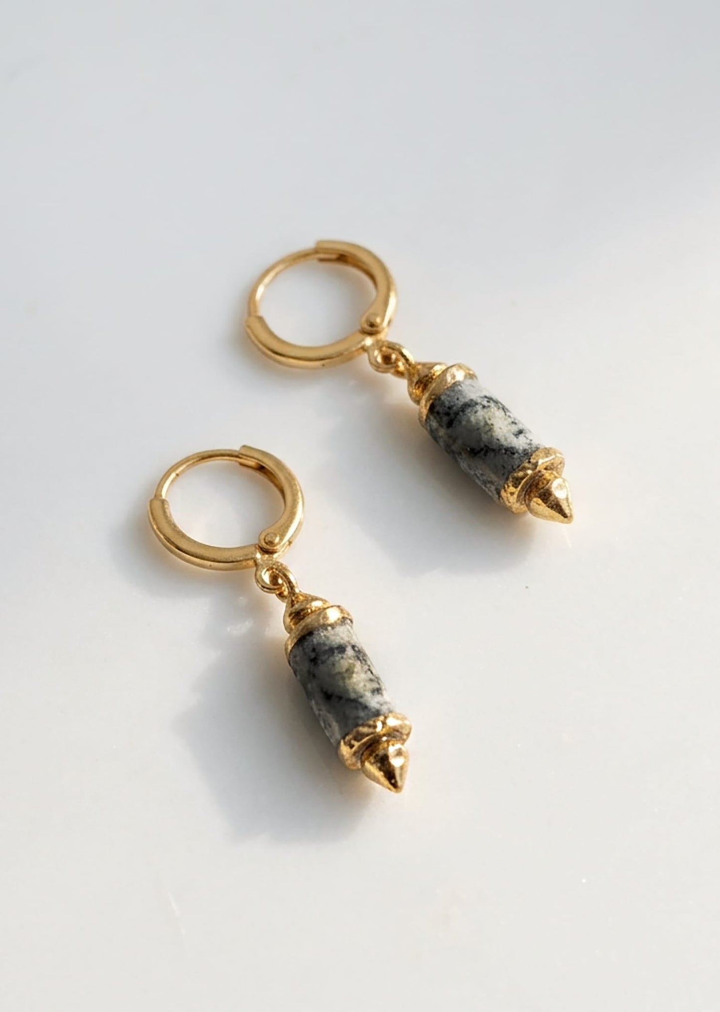 Elise Tsikis Paris Boucles d'oreilles Lasta vert