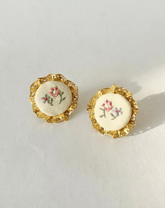 Elise Tsikis Paris Boucles d'oreilles Lavande - archive