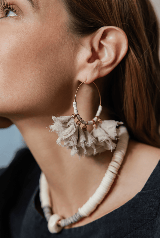 Elise Tsikis Paris Boucles d'oreilles Lisoura Beige