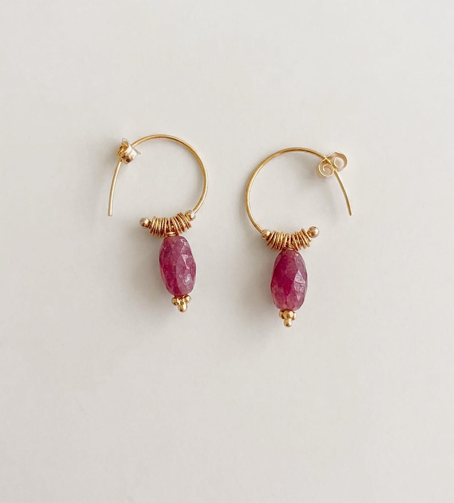 Elise Tsikis Paris Boucles d'oreilles Mala
