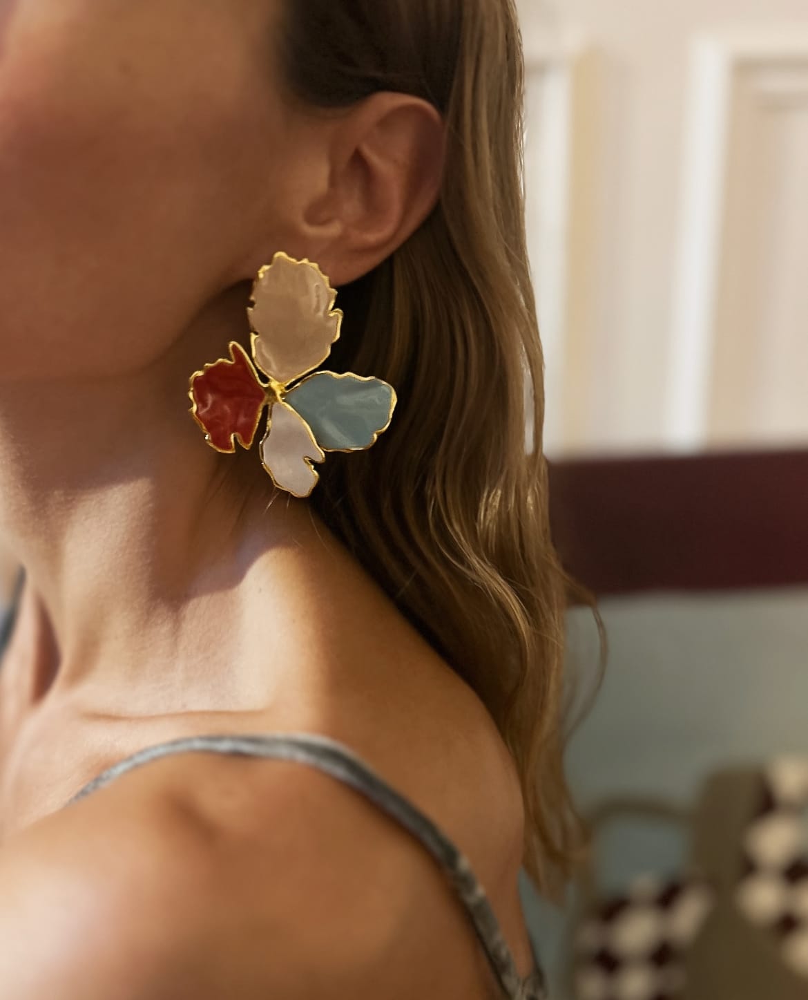 Elise Tsikis Paris Boucles d'oreilles Nemesis Large Poiesis