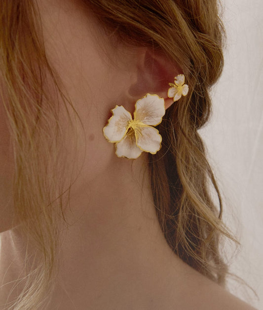 Elise Tsikis Paris Boucles d'oreilles Némésis Medium Émaillé