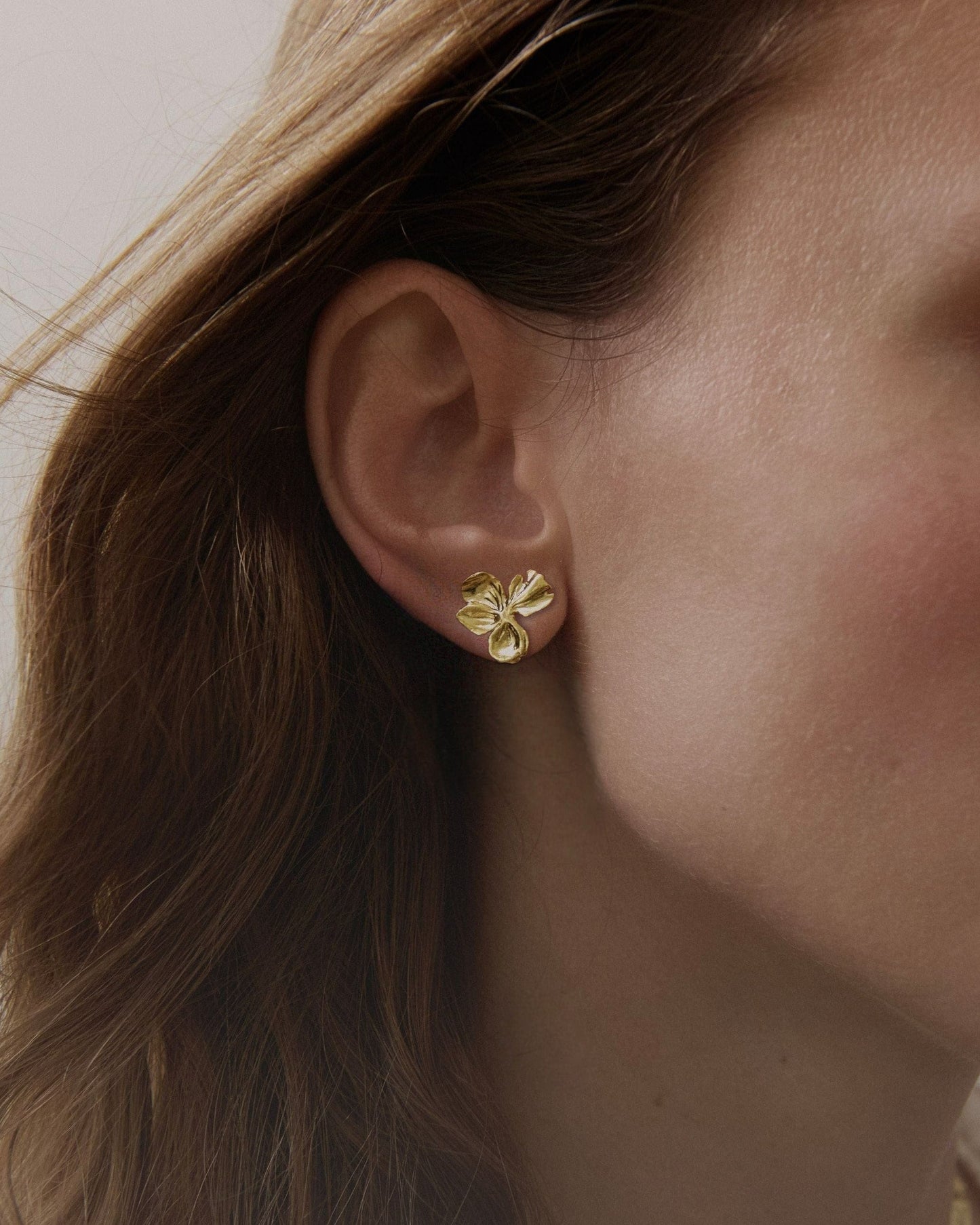 Elise Tsikis Paris Boucles d'oreilles Nemesis Small