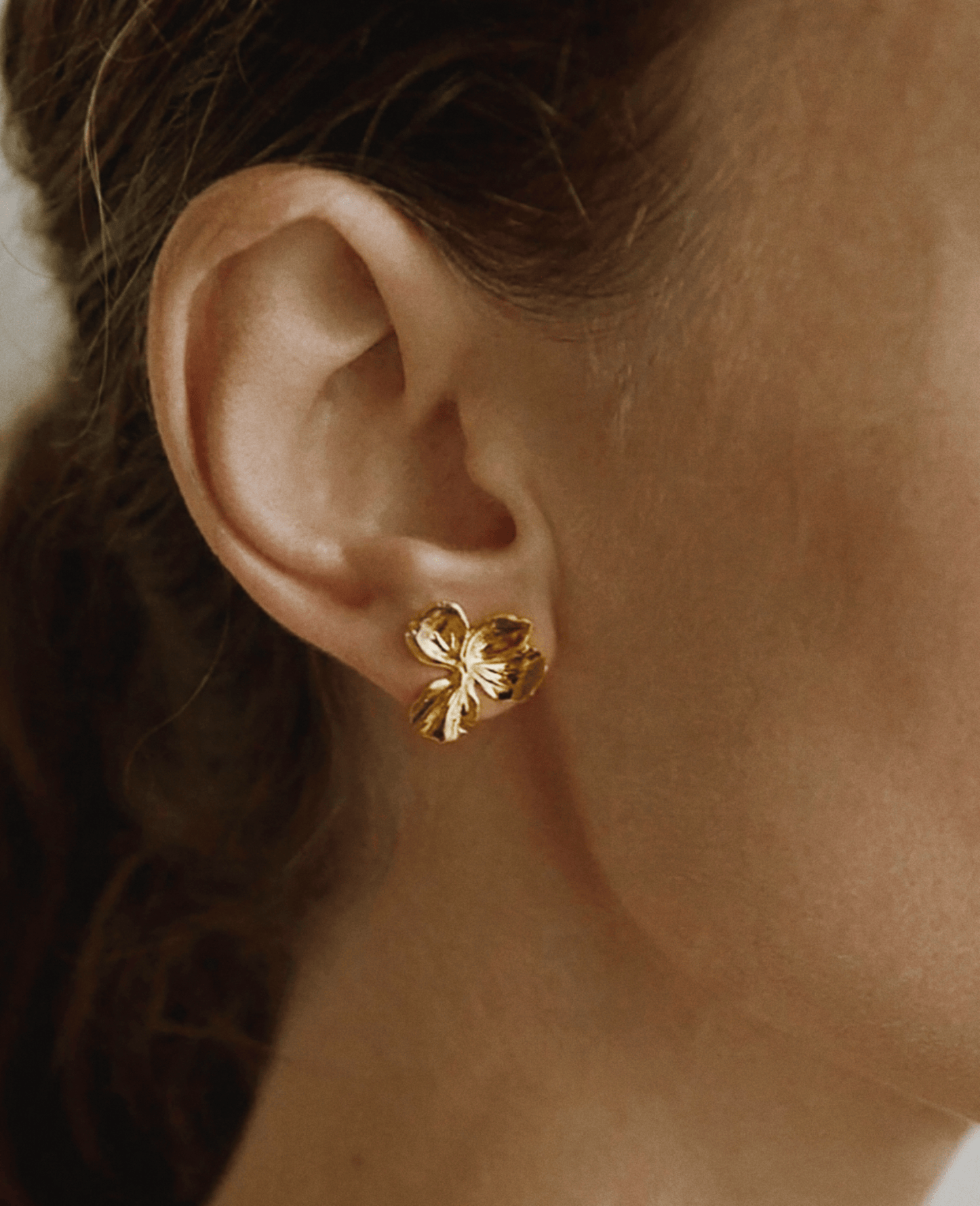 Elise Tsikis Paris Boucles d'oreilles Nemesis Small