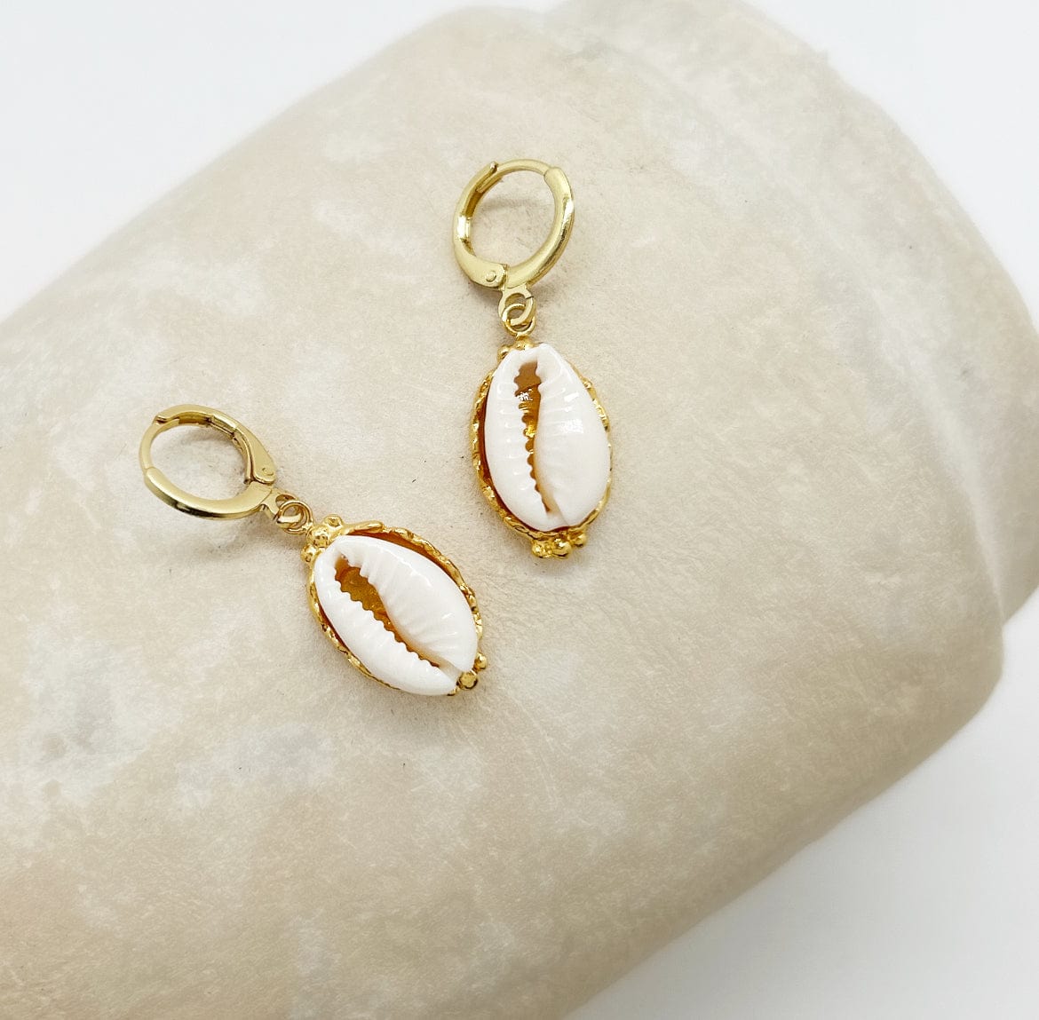 Elise Tsikis Paris Boucles d'oreilles Neyla - archive