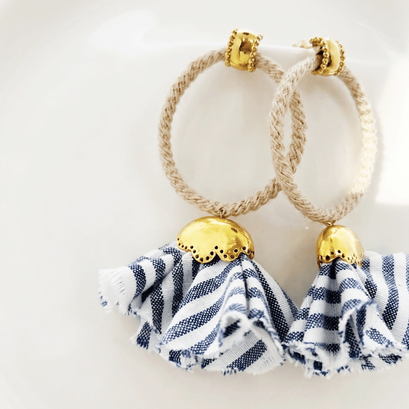 Elise Tsikis Paris Boucles d'oreilles Orphy - archives