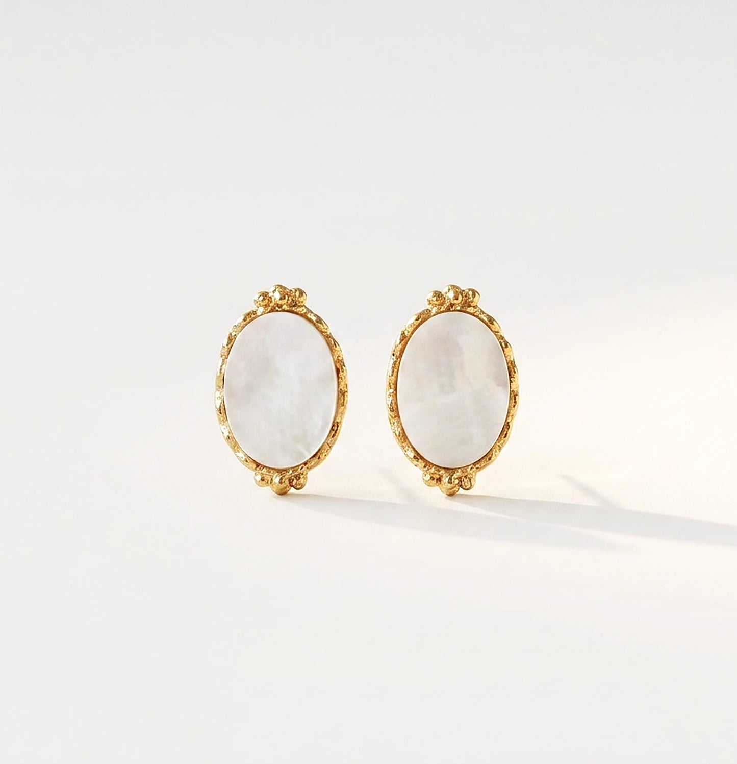 Elise Tsikis Paris Boucles d'oreilles Panagia