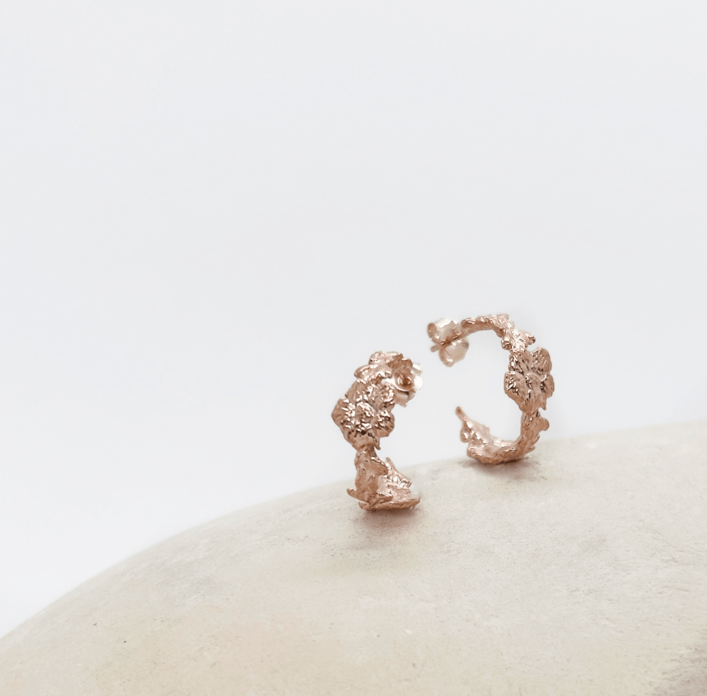 Elise Tsikis Paris Boucles d'oreilles Psia