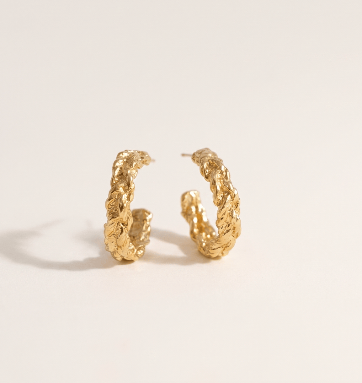 Elise Tsikis Paris Boucles d'oreilles Santa Small