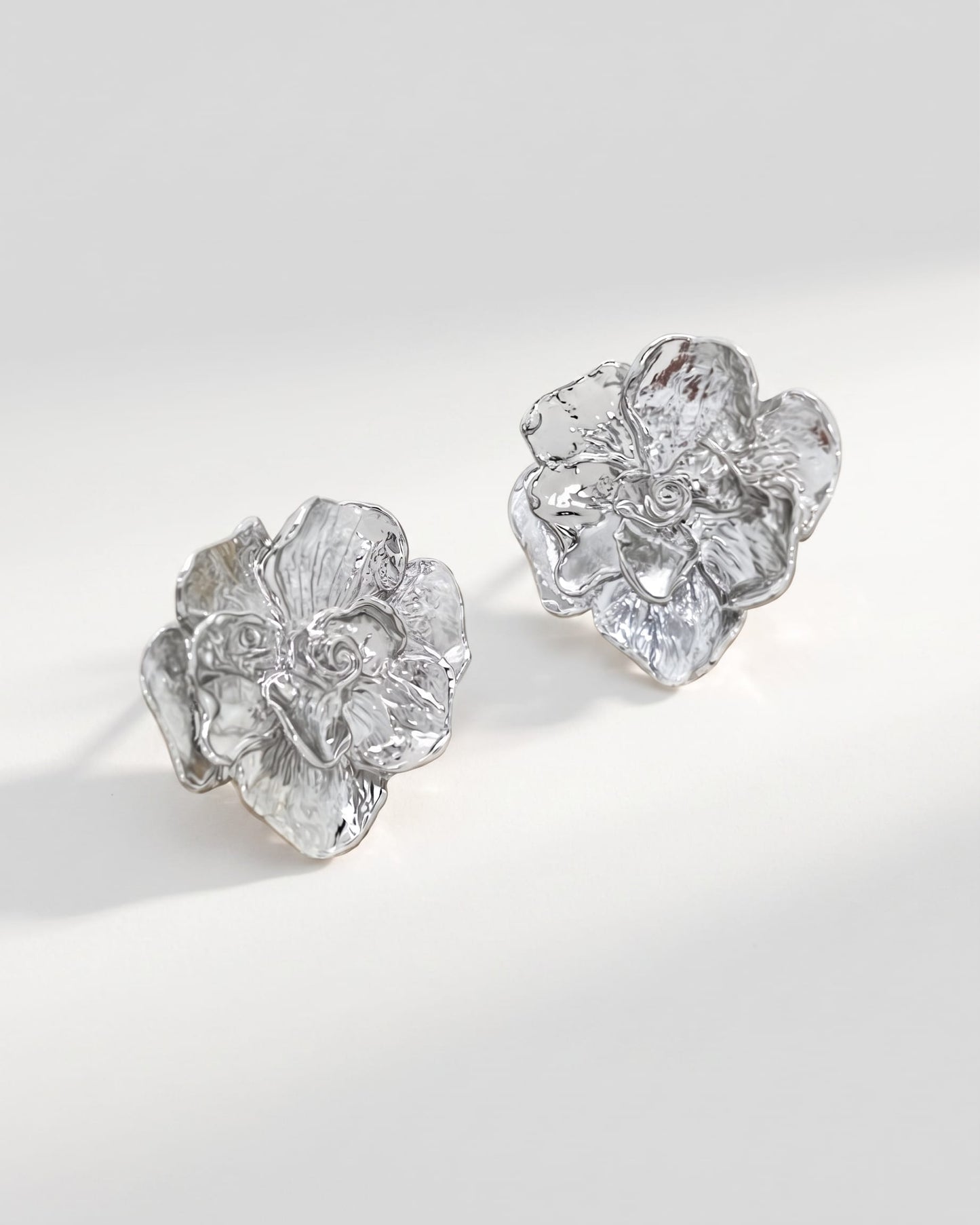 Elise Tsikis Paris Boucles d'oreilles Sarah