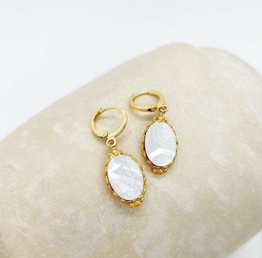 Elise Tsikis Paris Boucles d'oreilles Tamia - archive