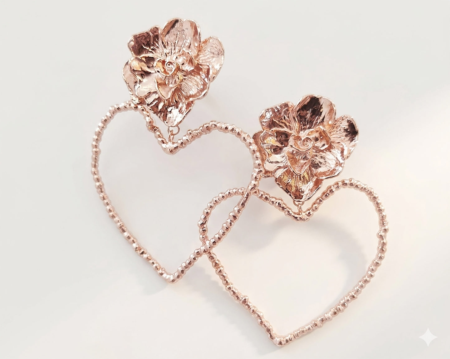 Elise Tsikis Paris Boucles d'oreilles Terezina