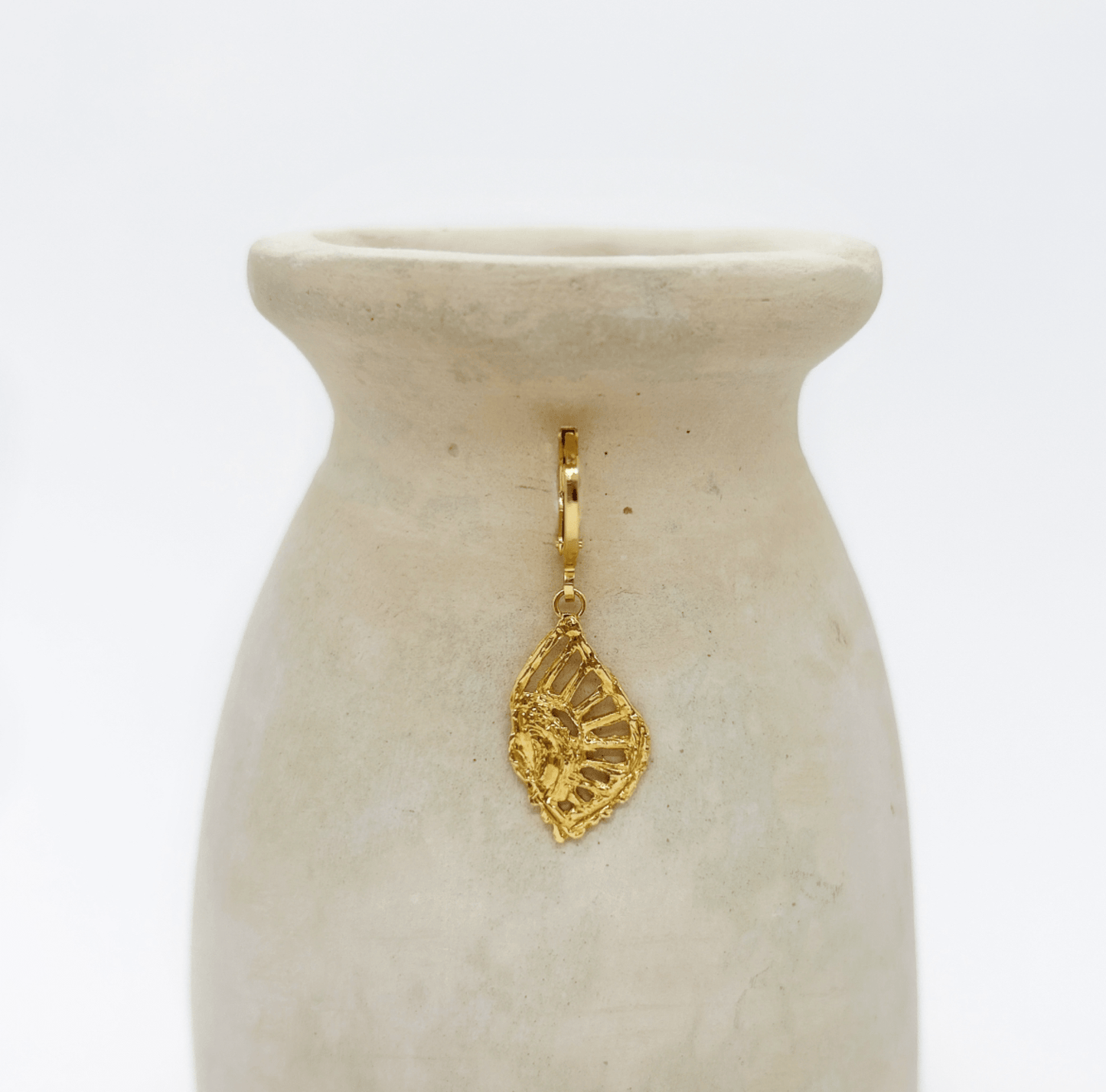 Elise Tsikis Paris Boucles d'oreilles Vallina - archive