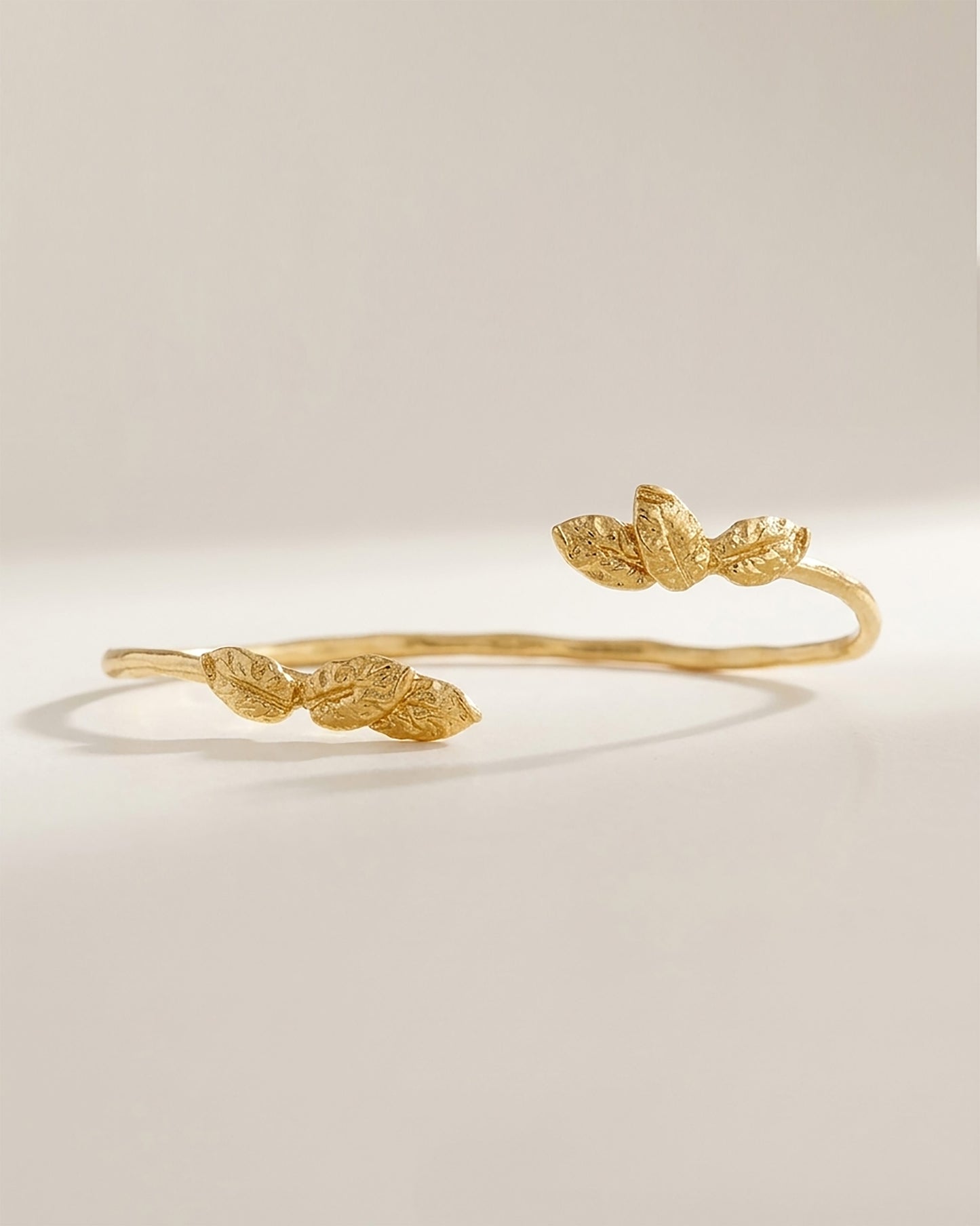 Elise Tsikis Paris Bracelet jonc Ikaros
