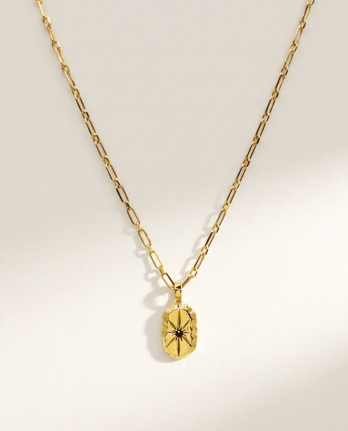 Elise Tsikis Paris Collier Alozia