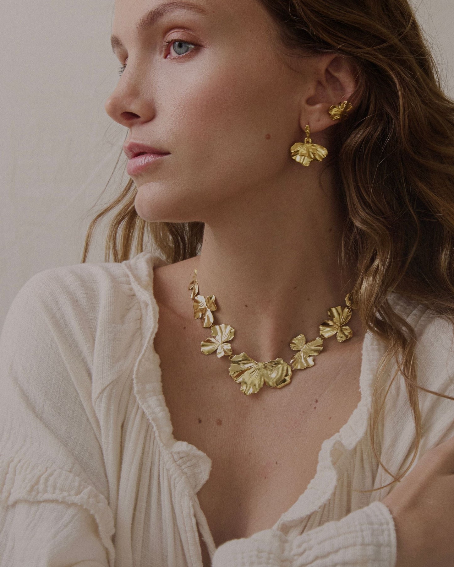 Elise Tsikis Paris Collier Anomera