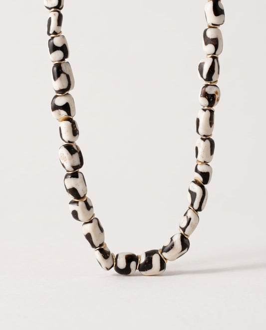 Elise Tsikis Paris Collier Attali