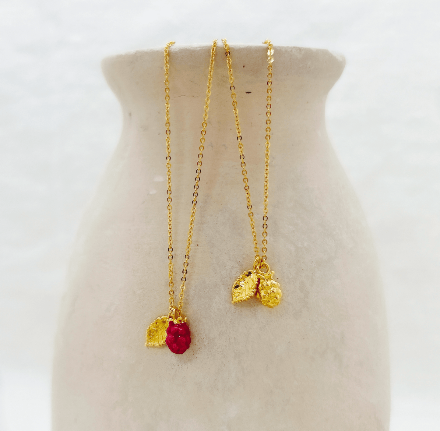 Elise Tsikis Paris Collier Baie - archive