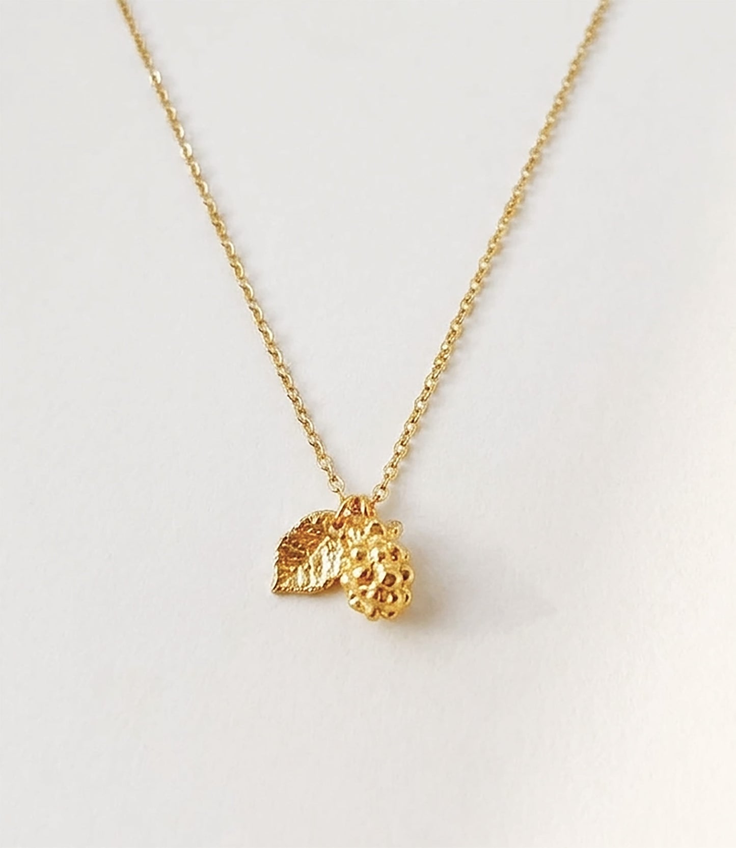 Elise Tsikis Paris Collier Baie - archive