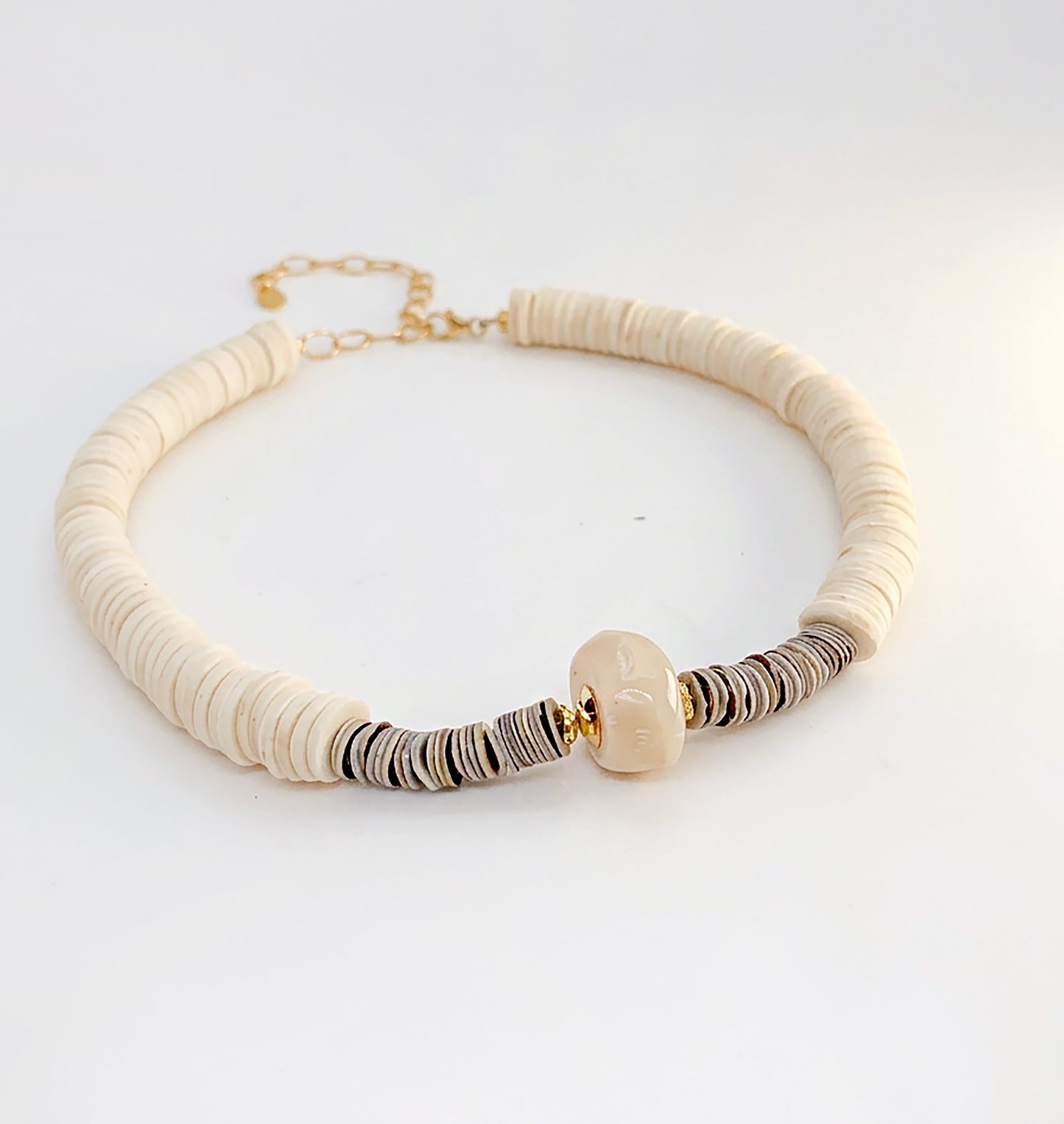 Elise Tsikis Paris Collier Droniani