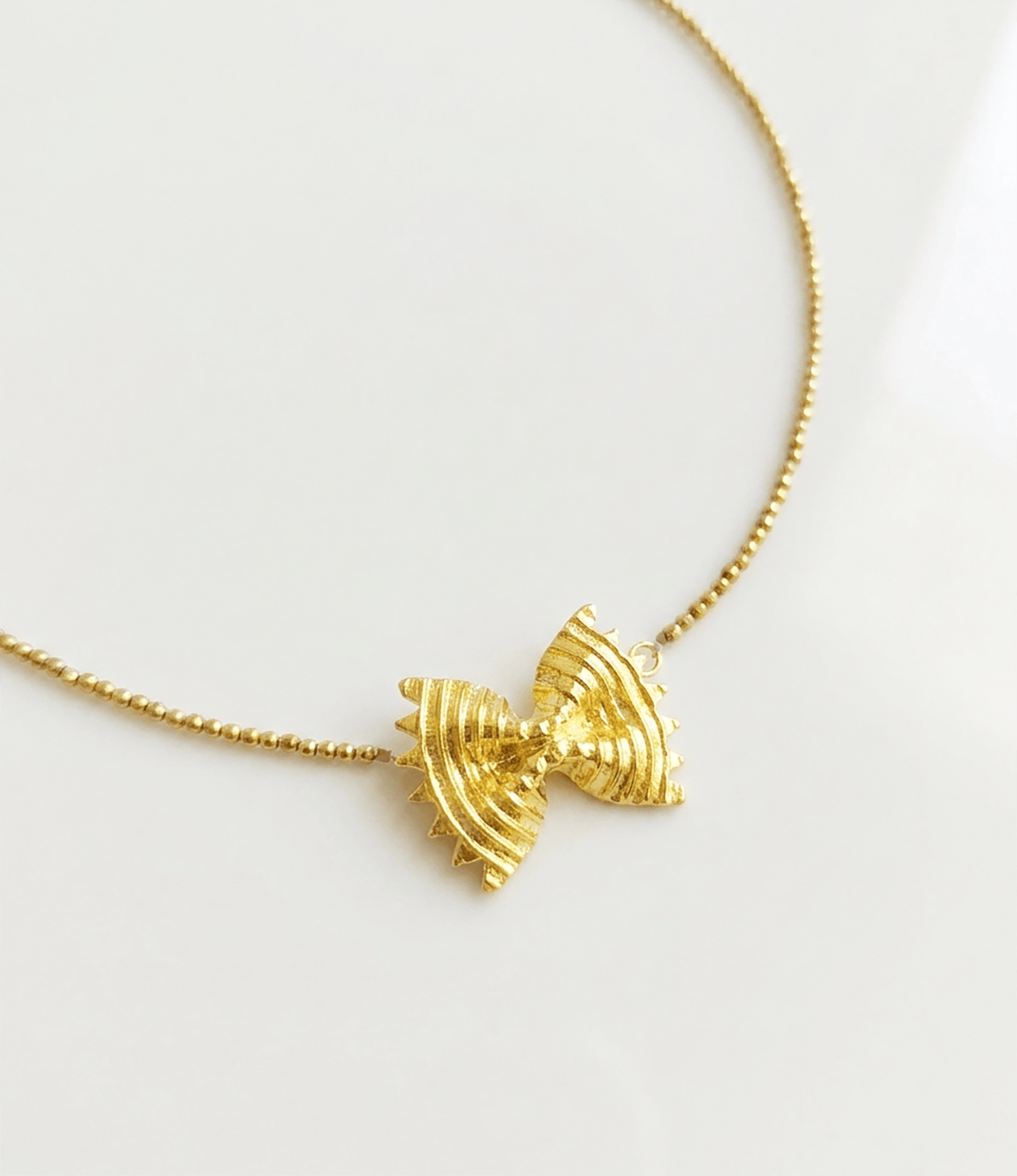 Elise Tsikis Paris Collier Farfallali - archive