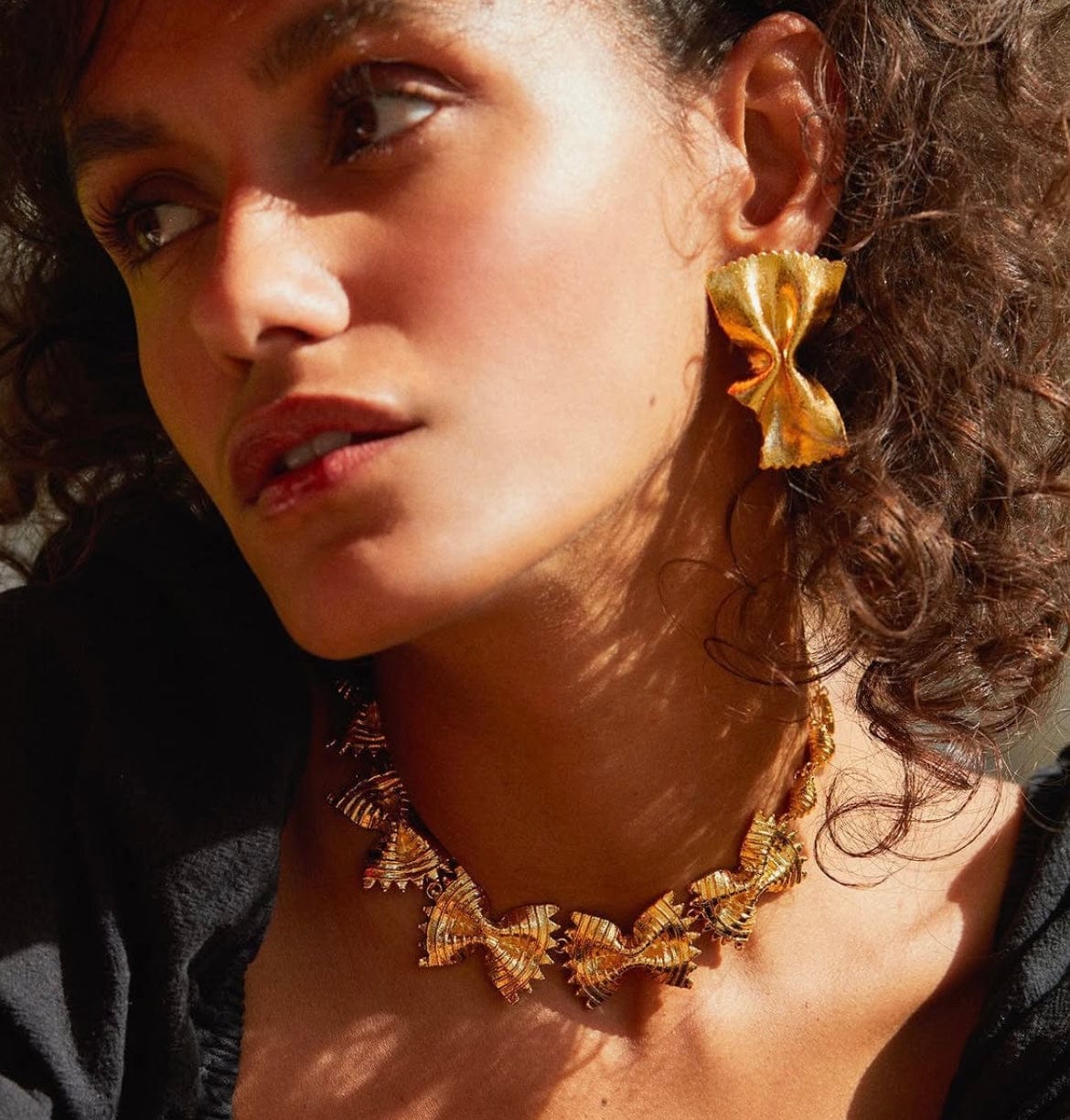 Elise Tsikis Paris Collier Farfalle - archive