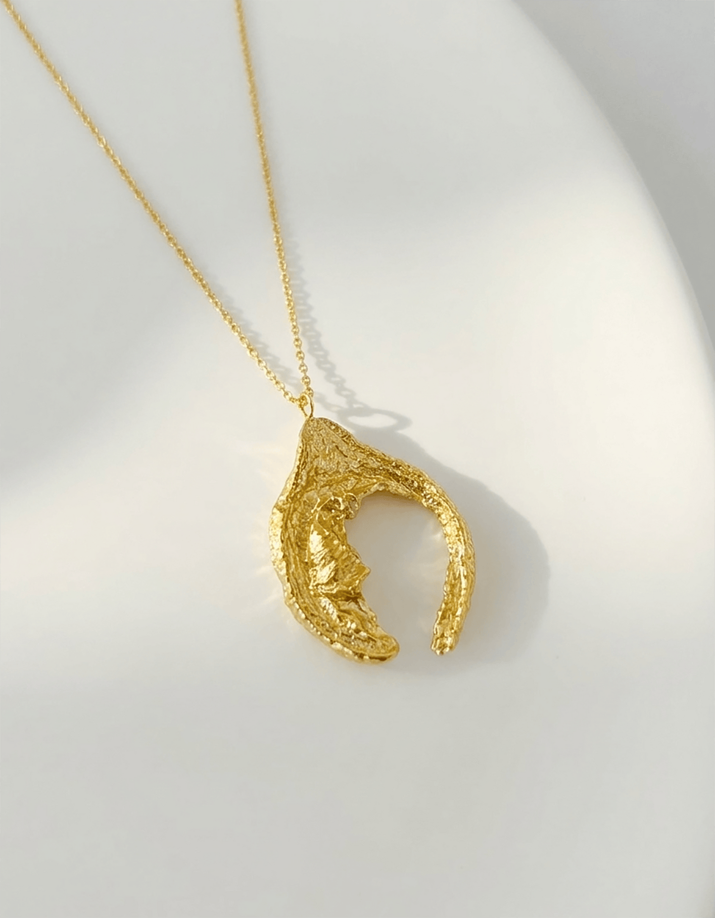 Elise Tsikis Paris Collier Felicitad - archive