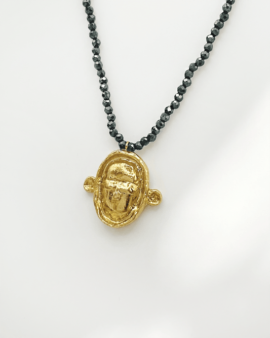 Elise Tsikis Paris Collier Fidaki - archive