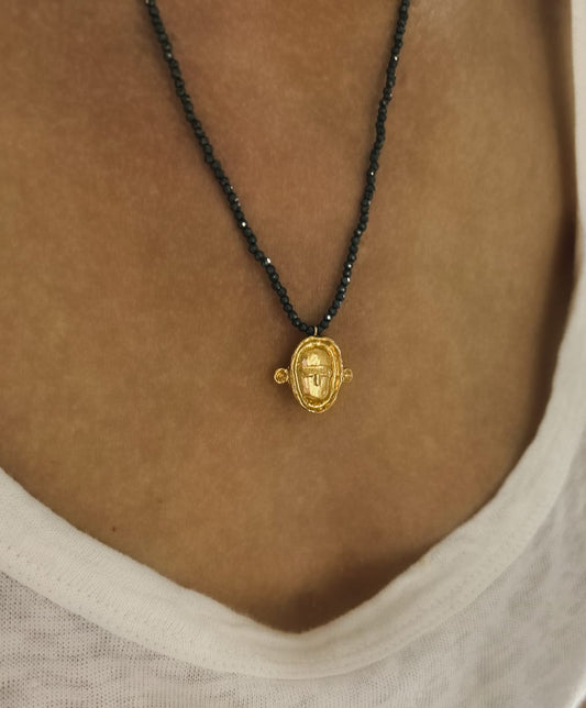 Elise Tsikis Paris Collier Fidakia - archive