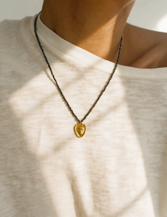 Elise Tsikis Paris Collier Fidoni - archive