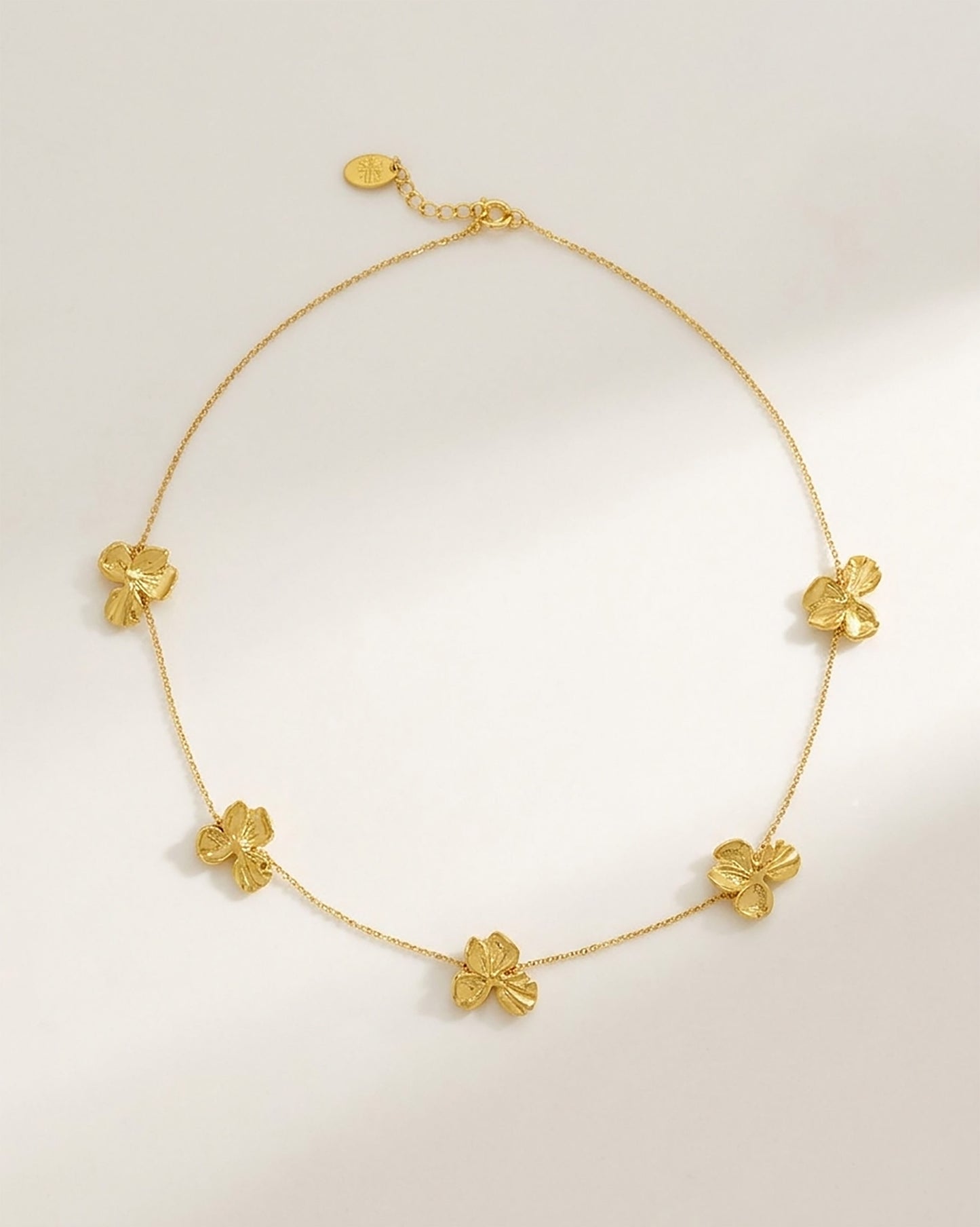 Elise Tsikis Paris Collier Gonia