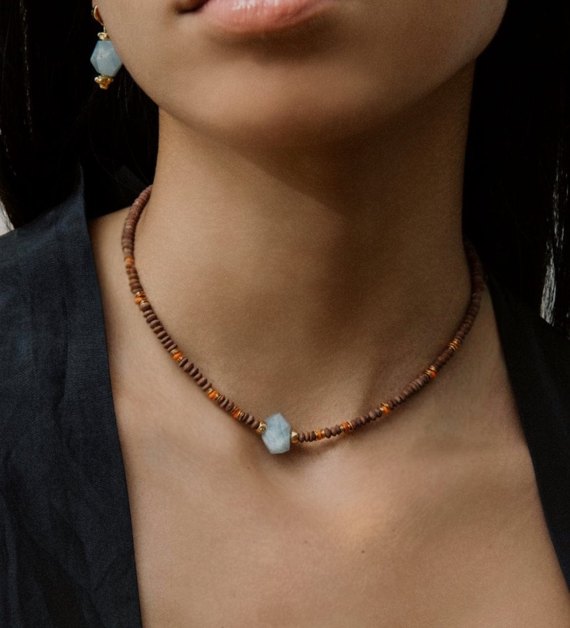 Elise Tsikis Paris Collier Horsesa - archive