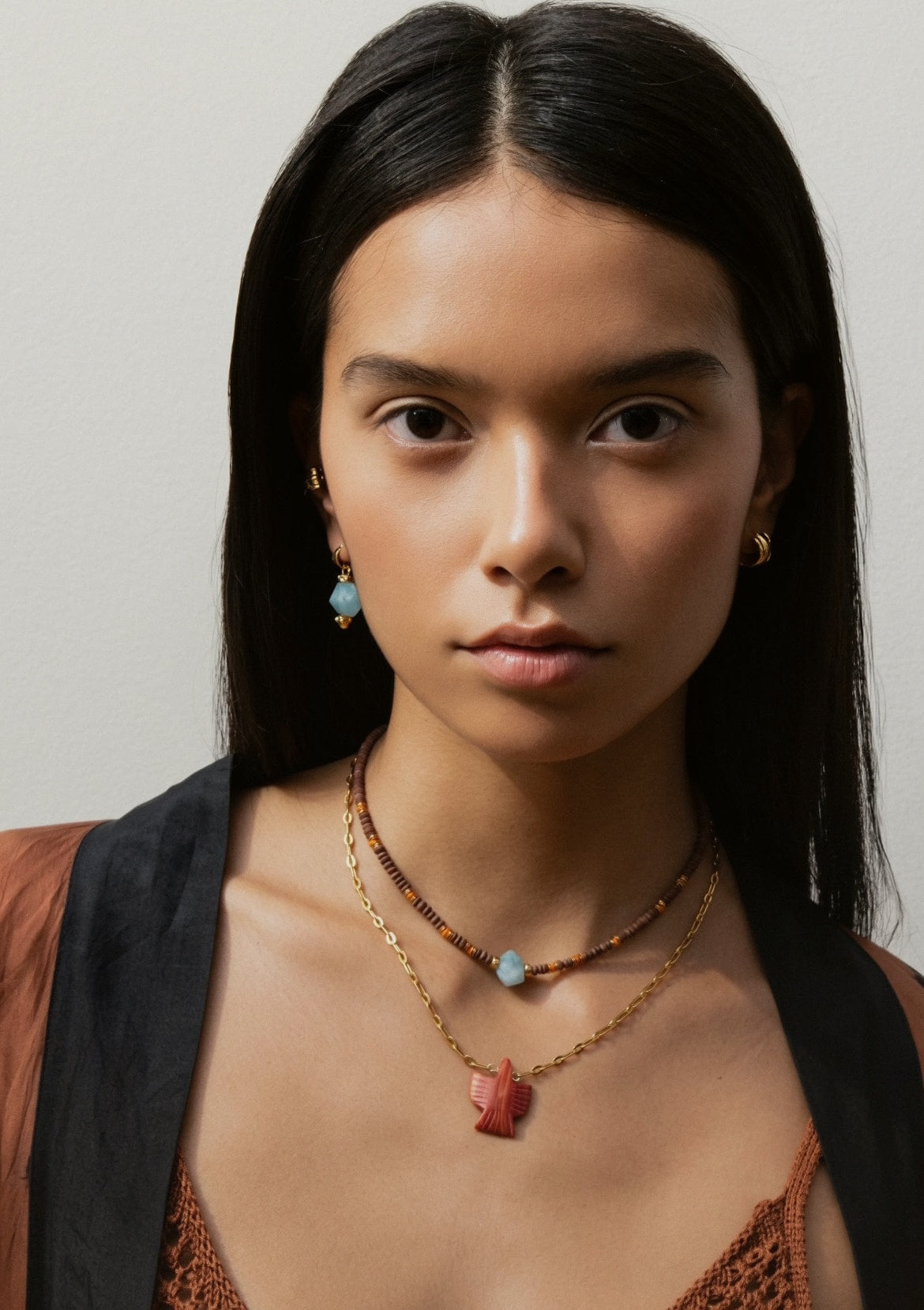 Elise Tsikis Paris Collier Horsesa - archive
