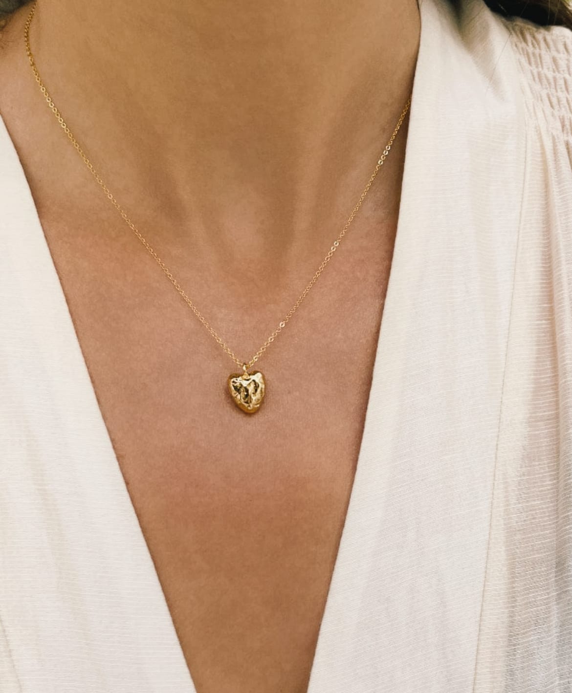 Elise Tsikis Paris Collier Hory