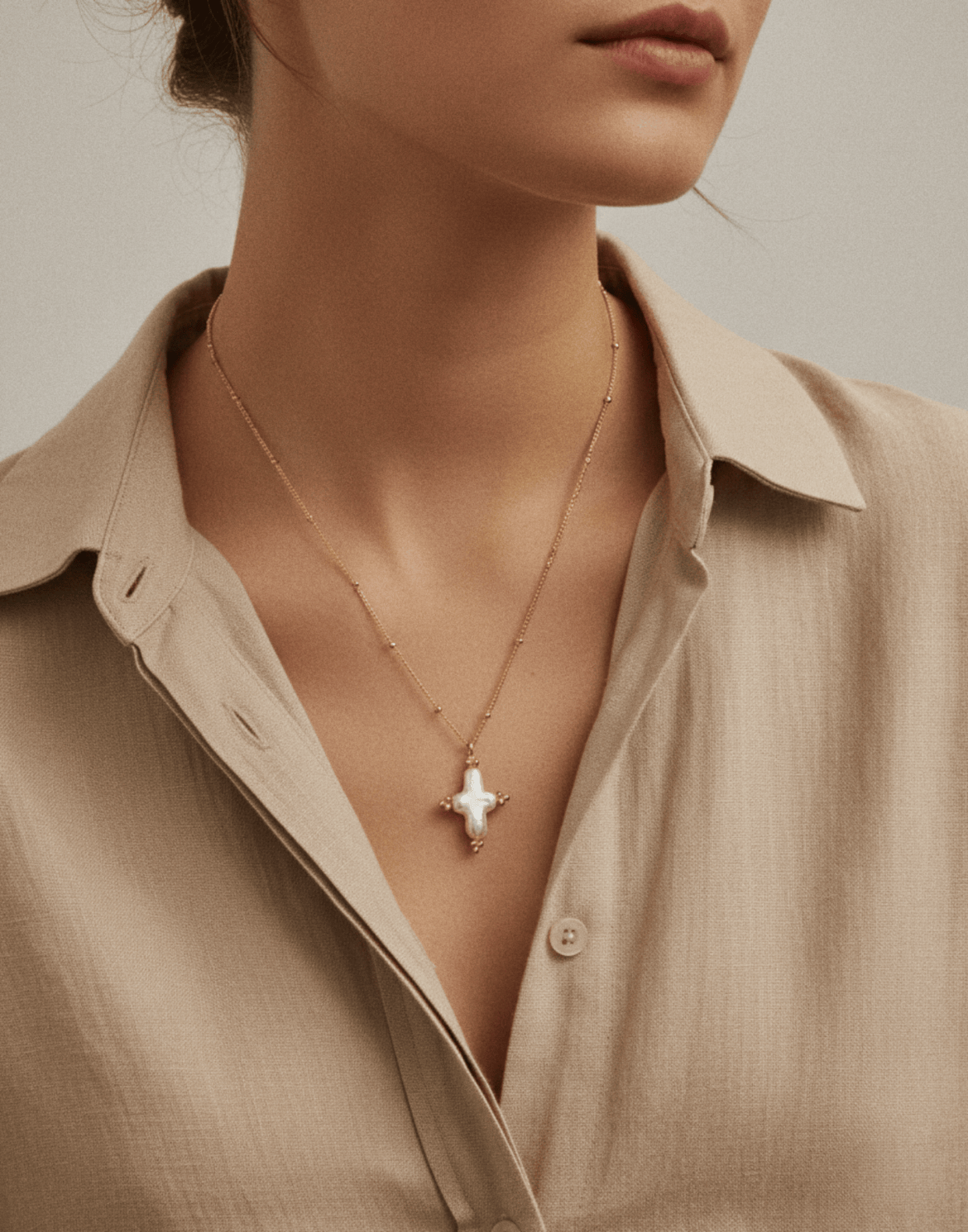 Elise Tsikis Paris Collier Hydros