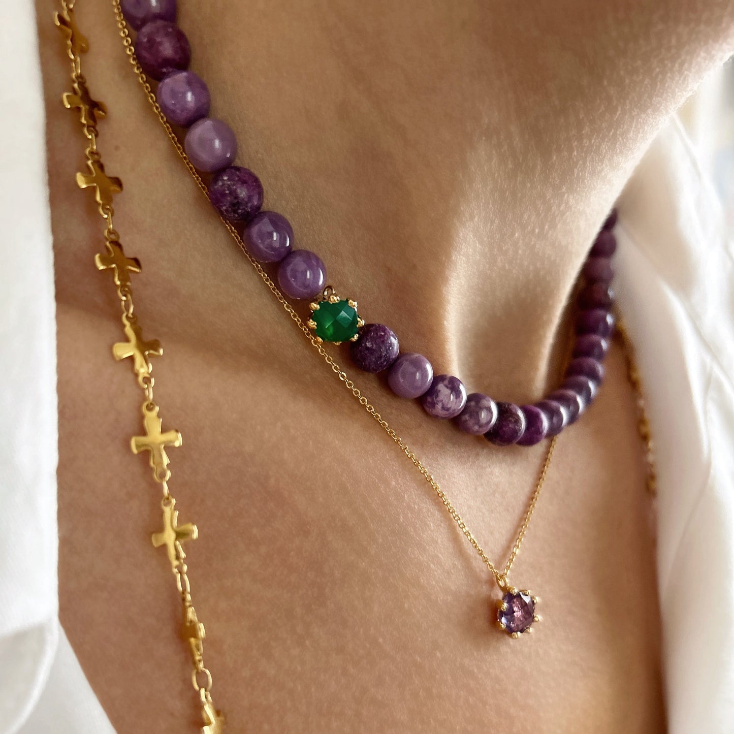 Elise Tsikis Paris Collier Ismailaga - archive