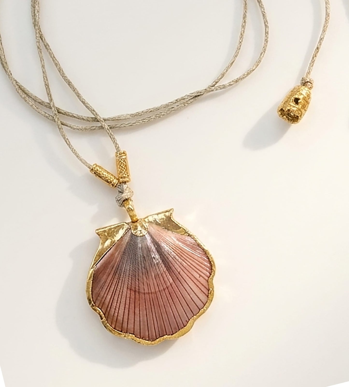 Elise Tsikis Paris Collier Ithaki - archive