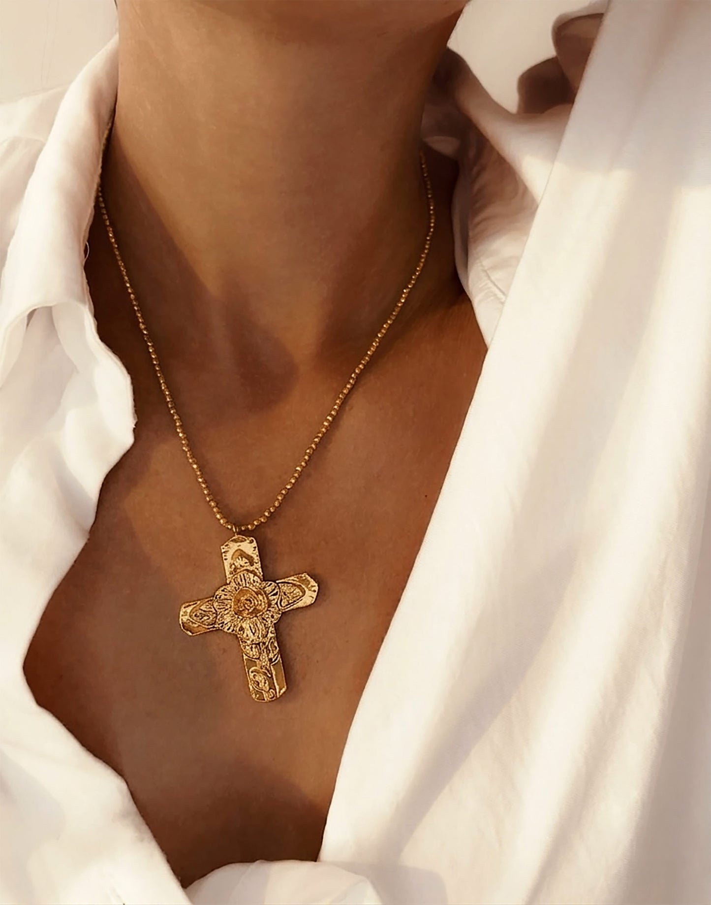 Elise Tsikis Paris Collier Itza
