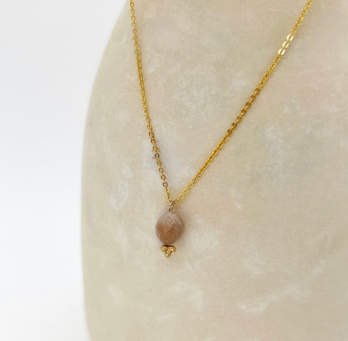 Elise Tsikis Paris Collier Kava - archive