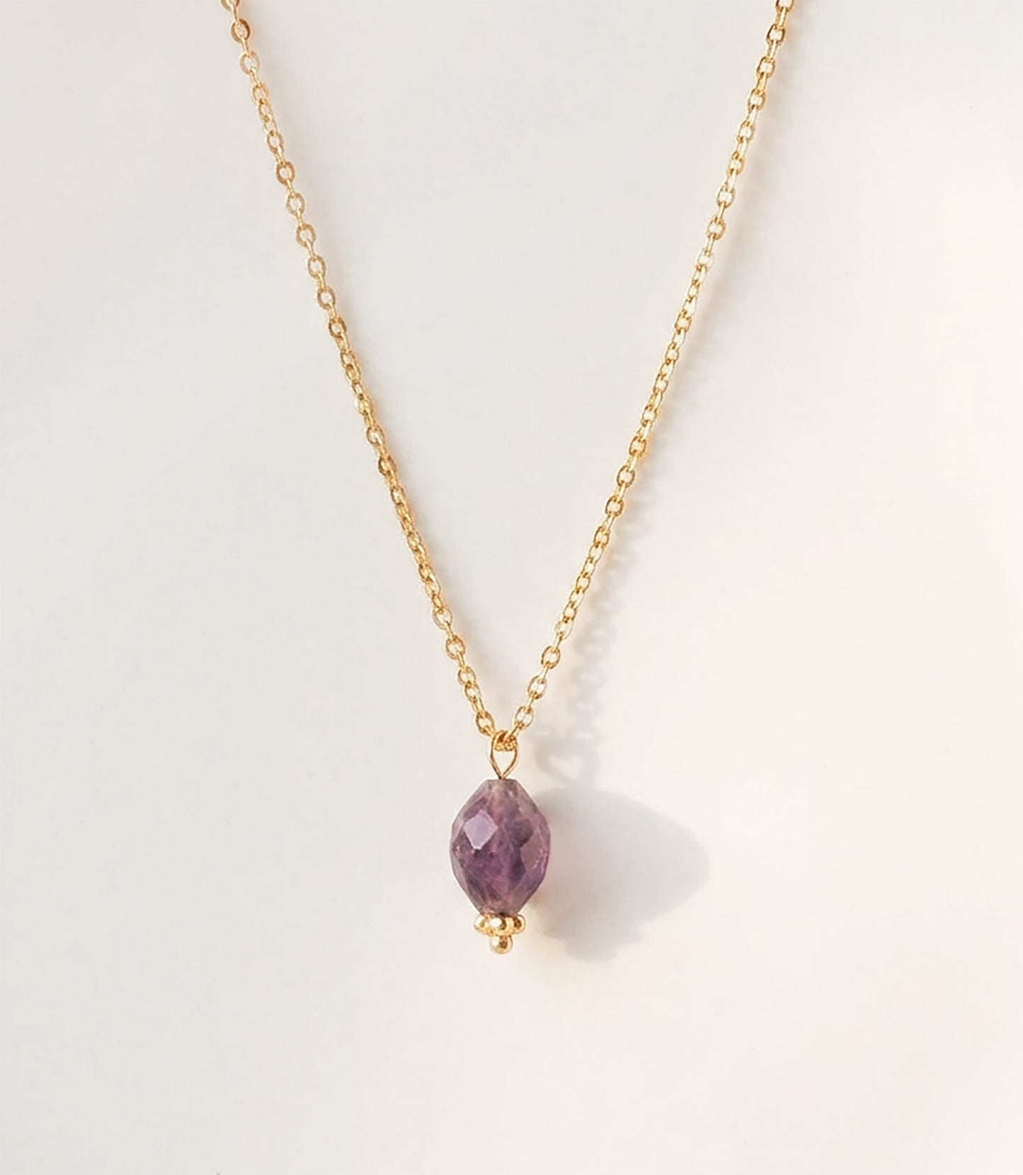 Elise Tsikis Paris Collier Kava - archive