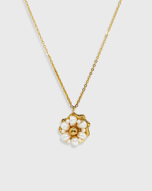 Elise Tsikis Paris Collier Lasmena