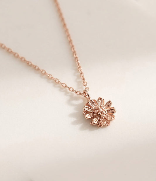 Elise Tsikis Paris Collier Marguerite