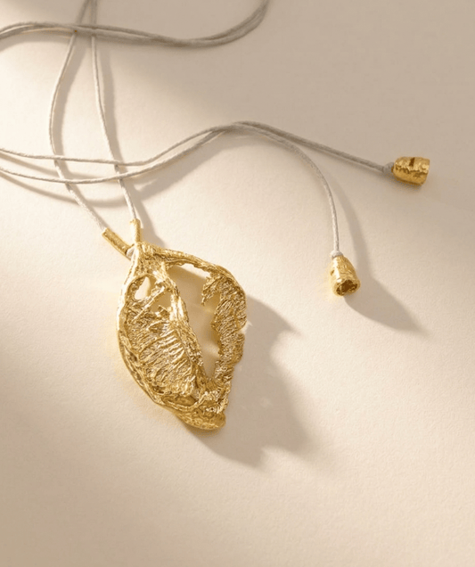 Elise Tsikis Paris Collier Metsovo