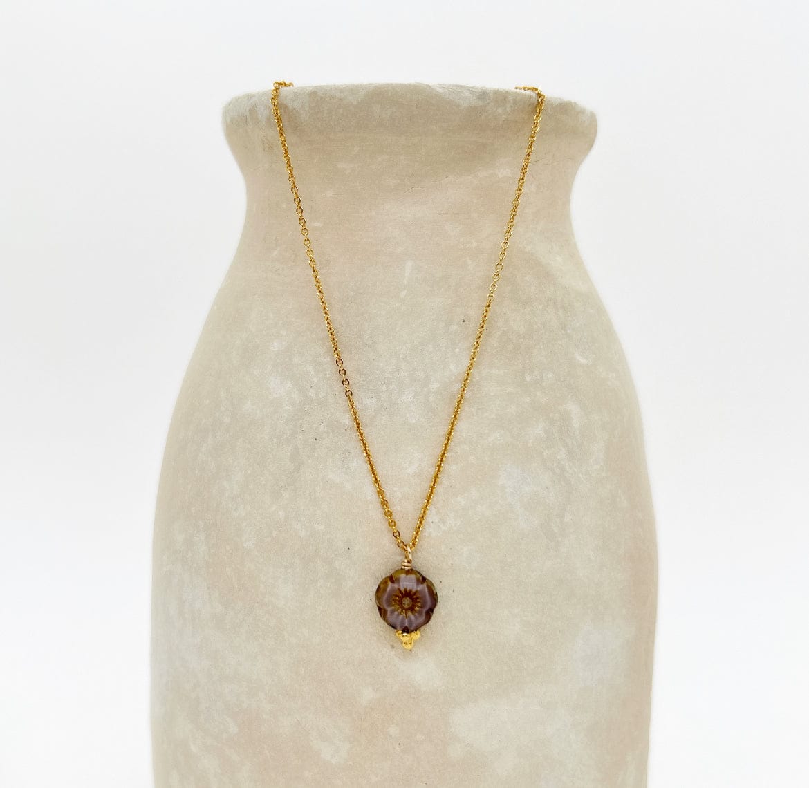 Elise Tsikis Paris Collier Millas - archive