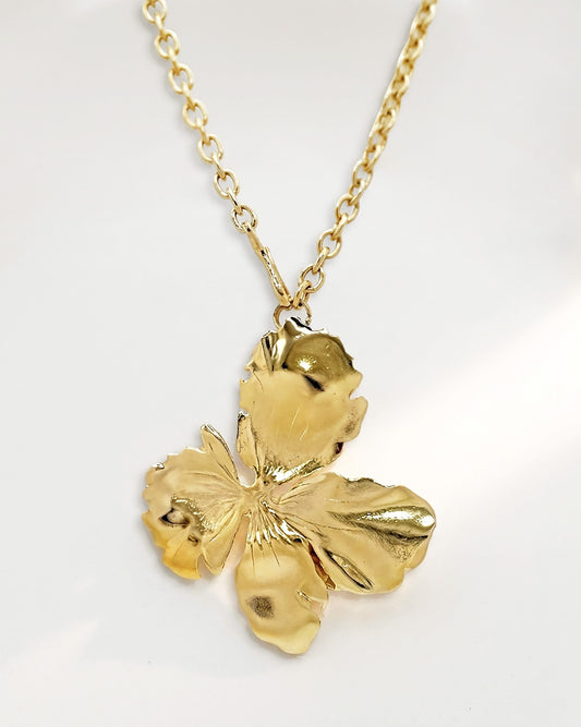 Elise Tsikis Paris Collier Molyvos