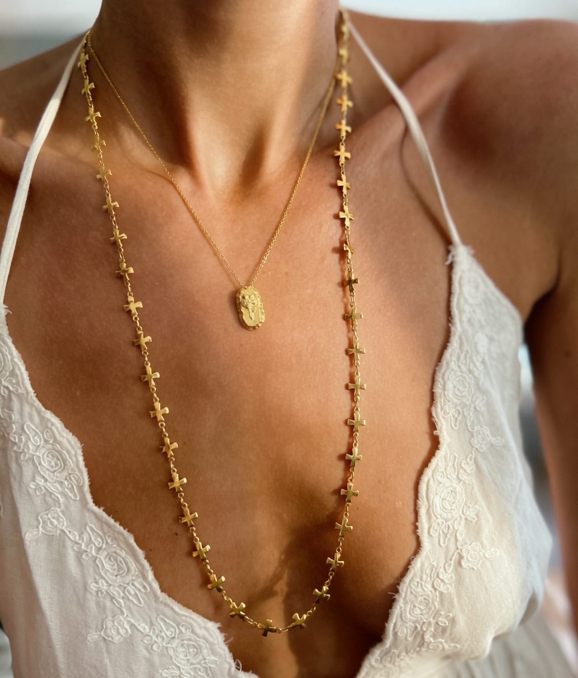 Elise Tsikis Paris Collier Oxi - archive