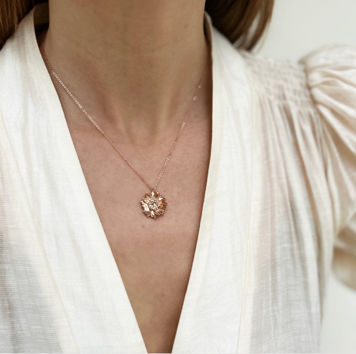 Elise Tsikis Paris Collier Oydes - archive