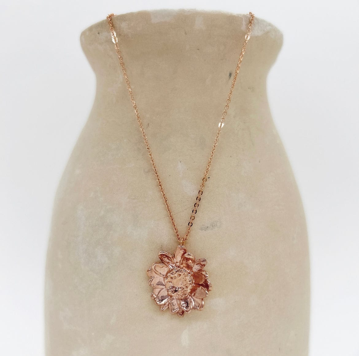 Elise Tsikis Paris Collier Oydes - archive