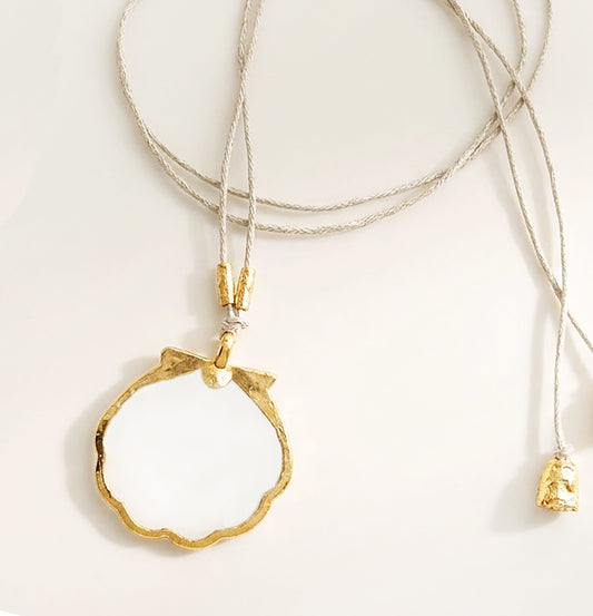 Elise Tsikis Paris Collier Paxi - archive
